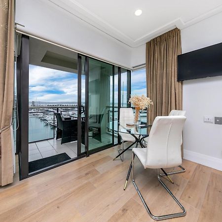 Exquisite Sun Soaked Corner Apartment 奥克兰 外观 照片