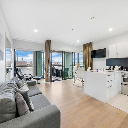 Exquisite Sun Soaked Corner Apartment 奥克兰 外观 照片