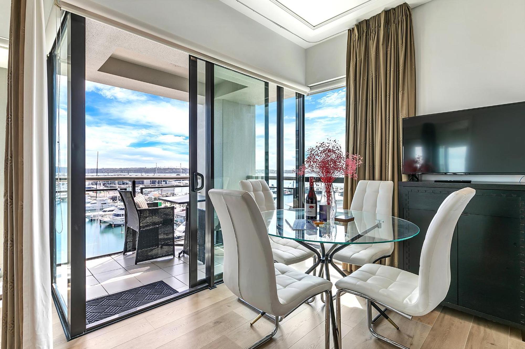 Exquisite Sun Soaked Corner Apartment 奥克兰 外观 照片