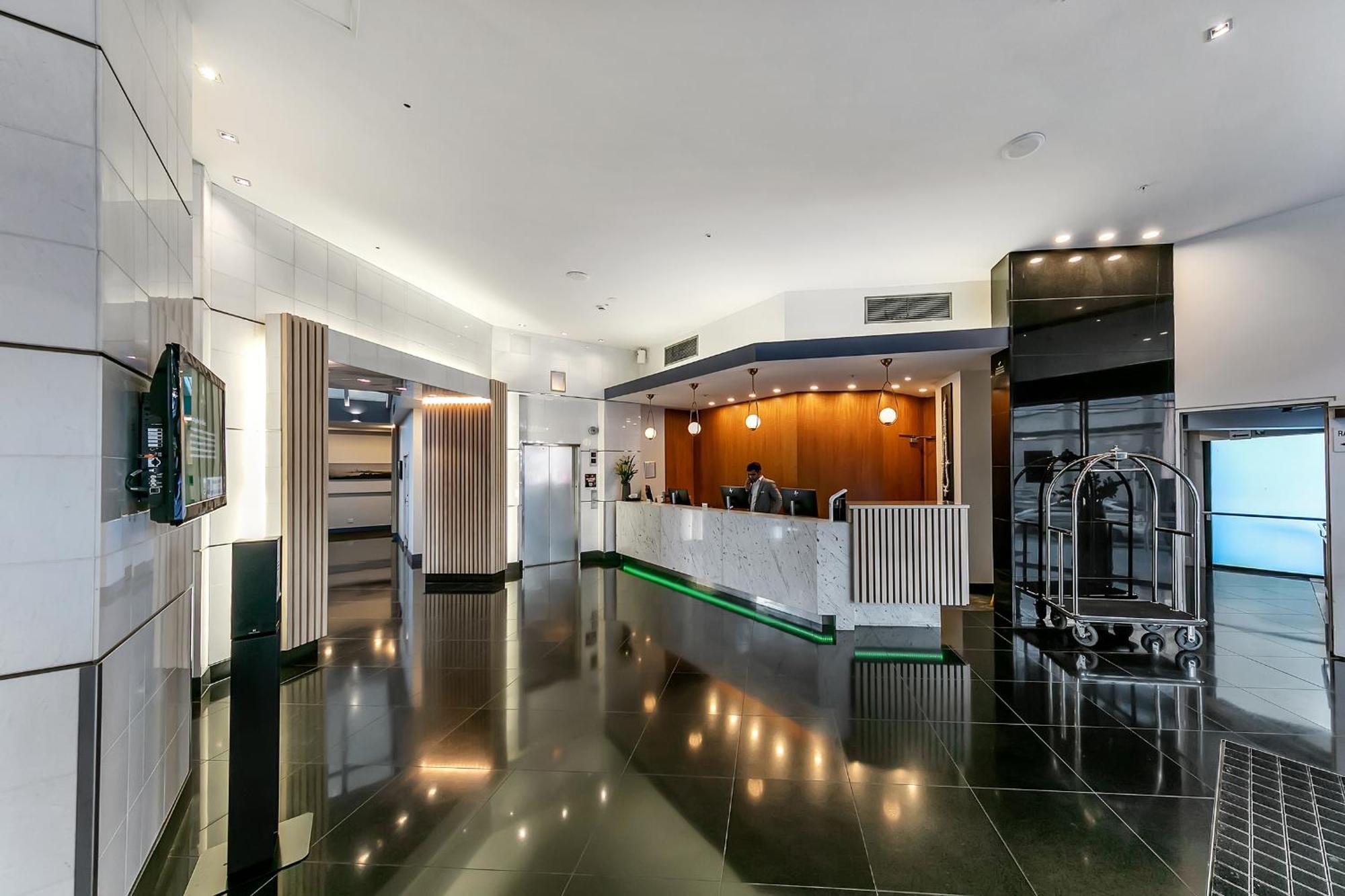 Exquisite Sun Soaked Corner Apartment 奥克兰 外观 照片